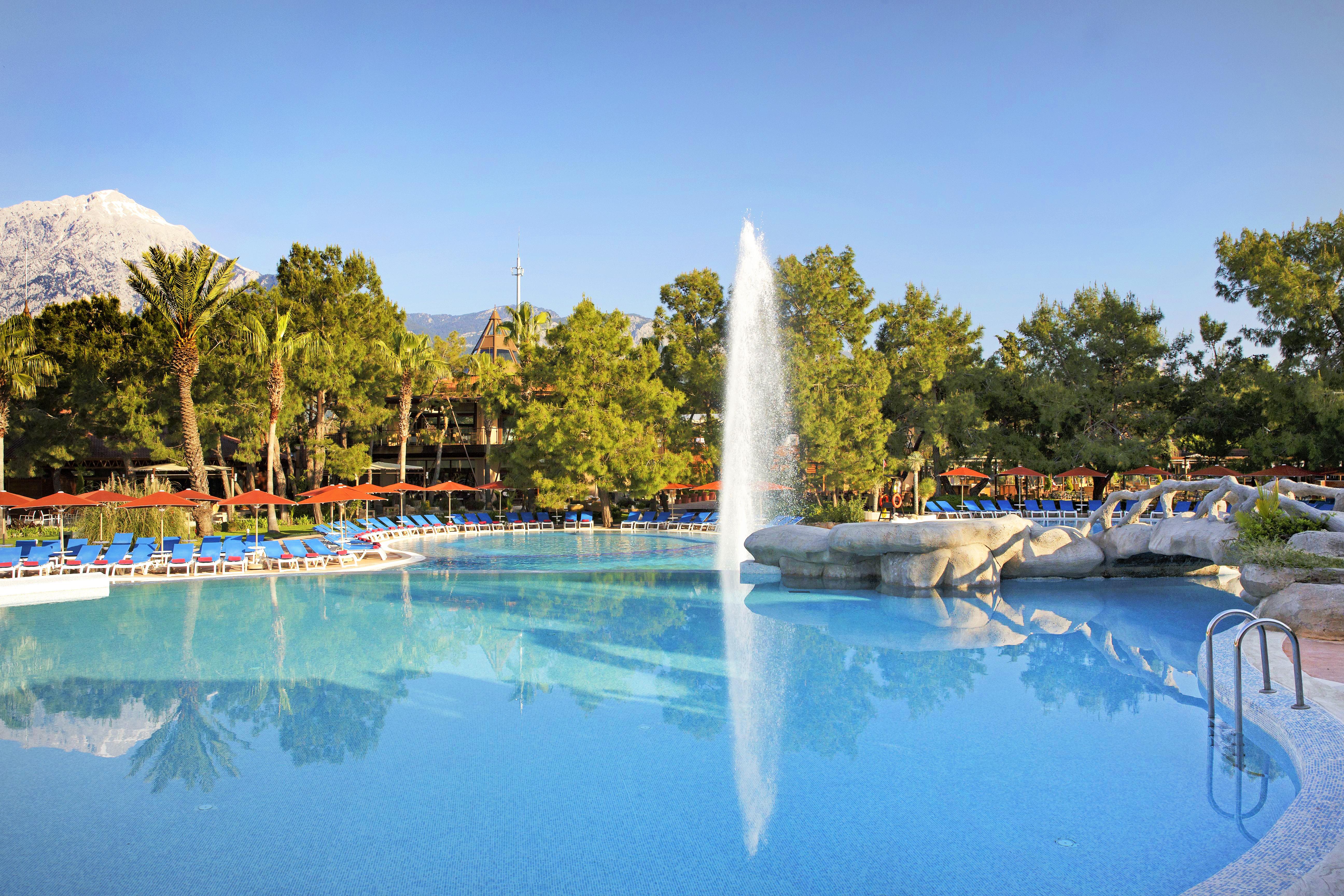Marti Myra Hotel Tekirova Luaran gambar The swimming pool at the hotel