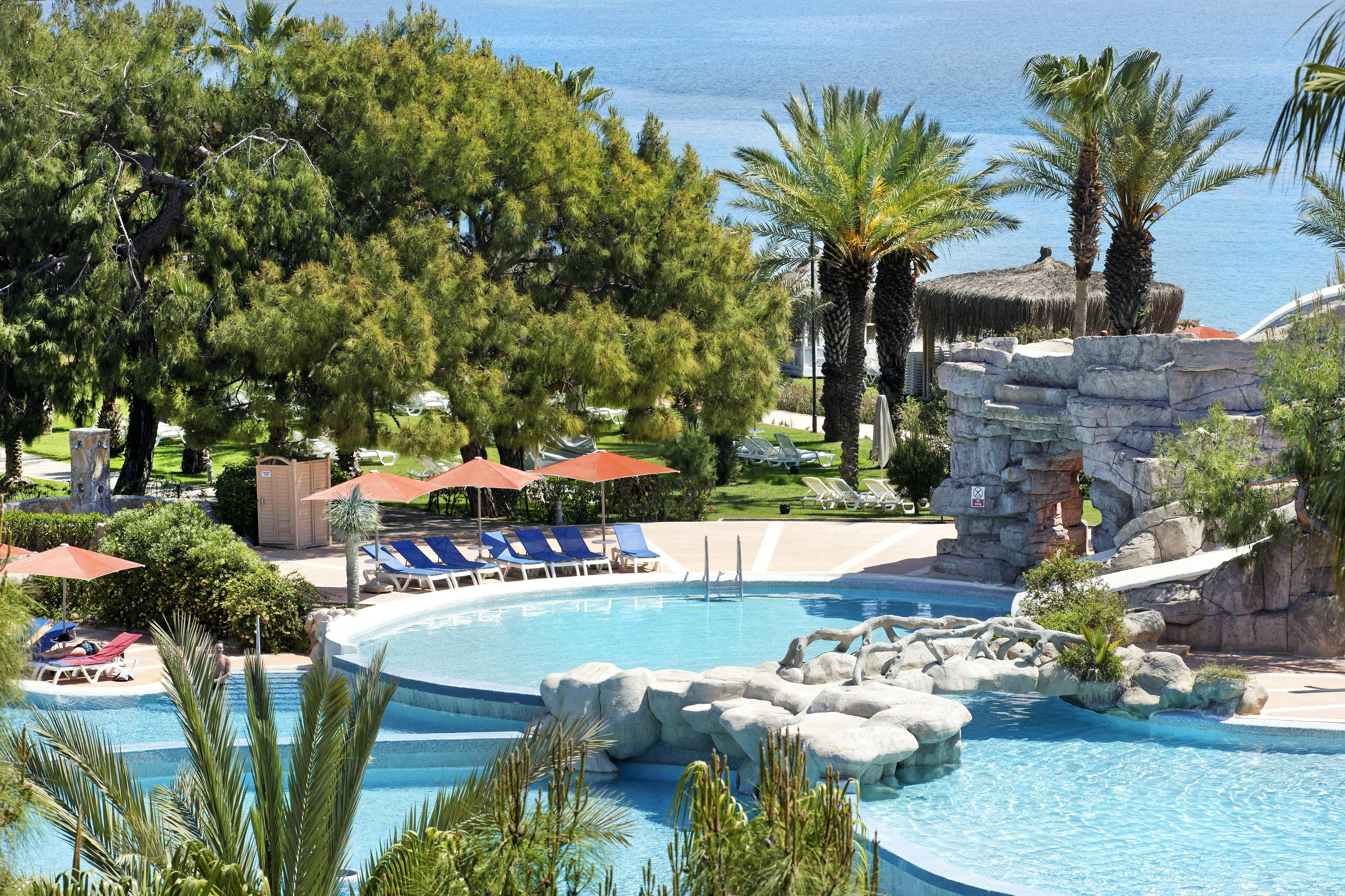 Marti Myra Hotel Tekirova Luaran gambar The swimming pool at the Mirage